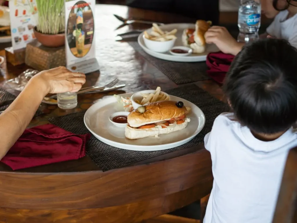 Jasa dokumentasi makanan profesional untuk brand restoran dengan foto premium