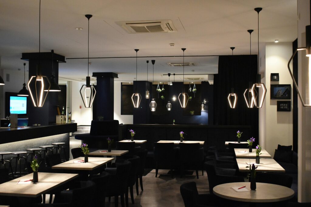 strategi pemasaran resto